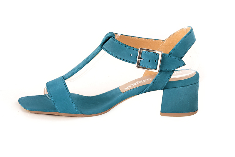 Peacock blue women's fully open sandals, with an instep strap. Square toe. Low flare heels. Profile view - Florence KOOIJMAN